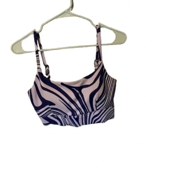 Vitality Cosmopolitan purple Supportive sports Bra with Adjustable Straps - Picture 5 of 5